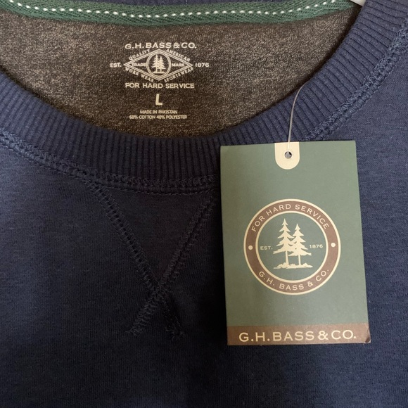 G.H bass and co sweater - Picture 2 of 2